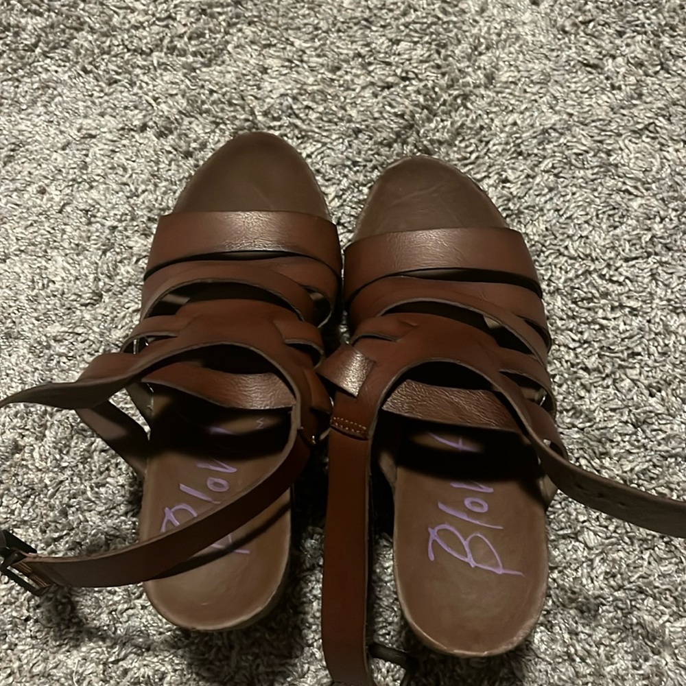 Blowfish platform, sandals